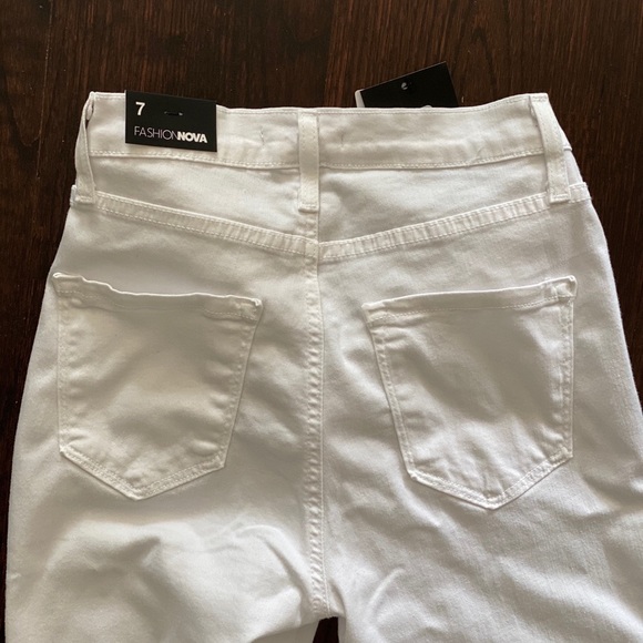 New FashionNova White Canopy Jeans - Picture 6 of 6